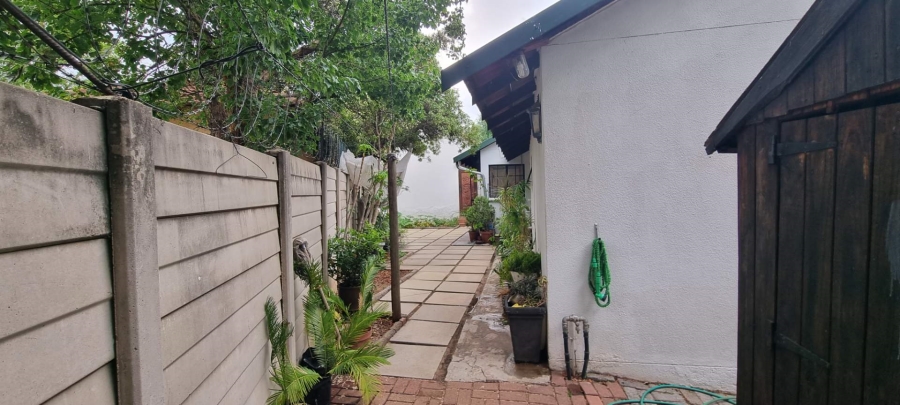 3 Bedroom Property for Sale in Bloubosrand Gauteng