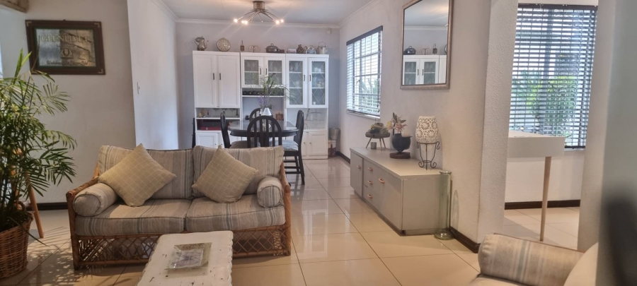 3 Bedroom Property for Sale in Bloubosrand Gauteng