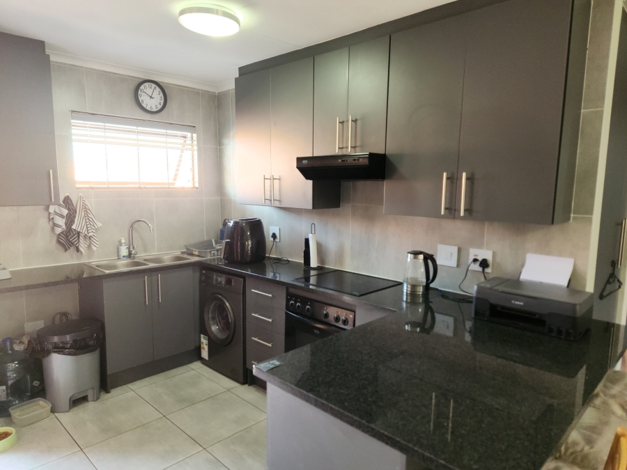 2 Bedroom Property for Sale in Meyersdal Gauteng