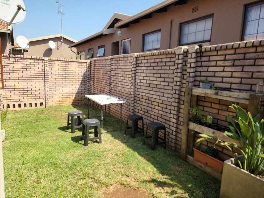 2 Bedroom Property for Sale in Meyersdal Gauteng