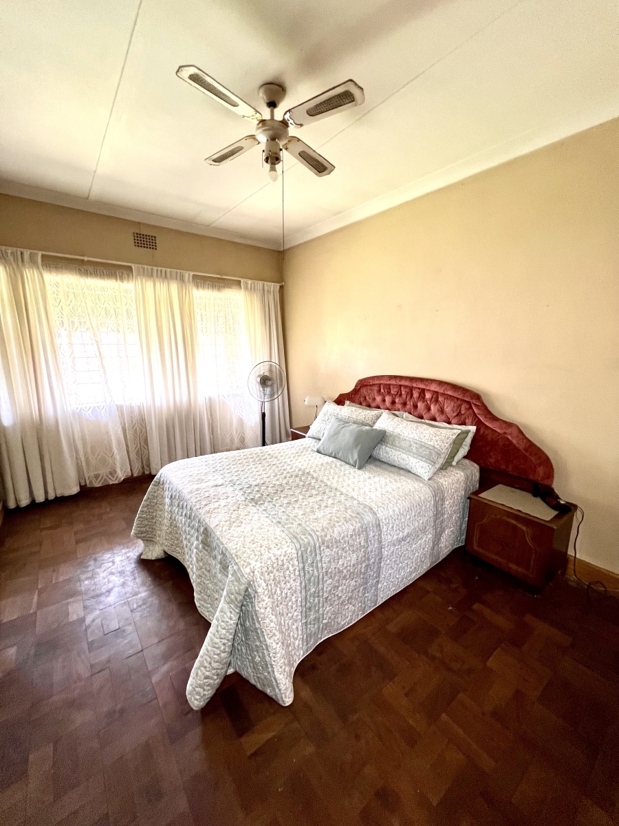 5 Bedroom Property for Sale in Florentia Gauteng