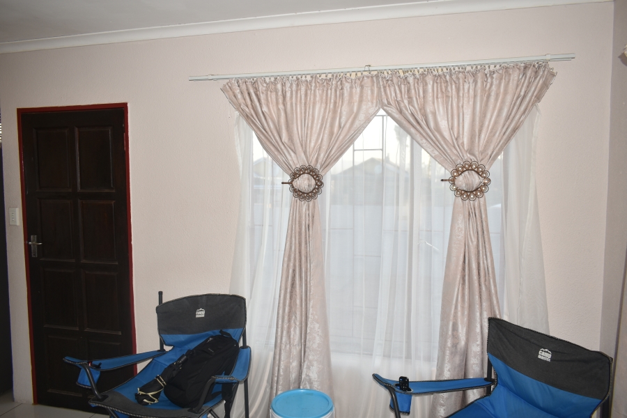 2 Bedroom Property for Sale in Soshanguve VV Gauteng