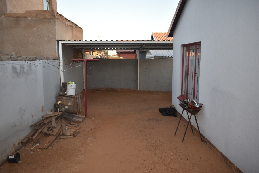 2 Bedroom Property for Sale in Soshanguve VV Gauteng