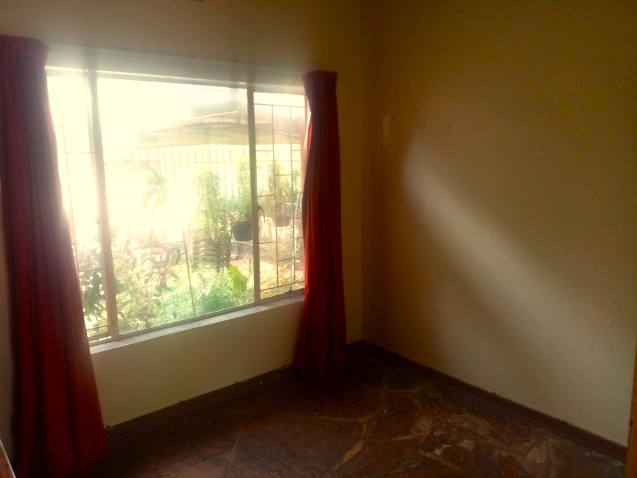 To Let 3 Bedroom Property for Rent in East Lynne Gauteng