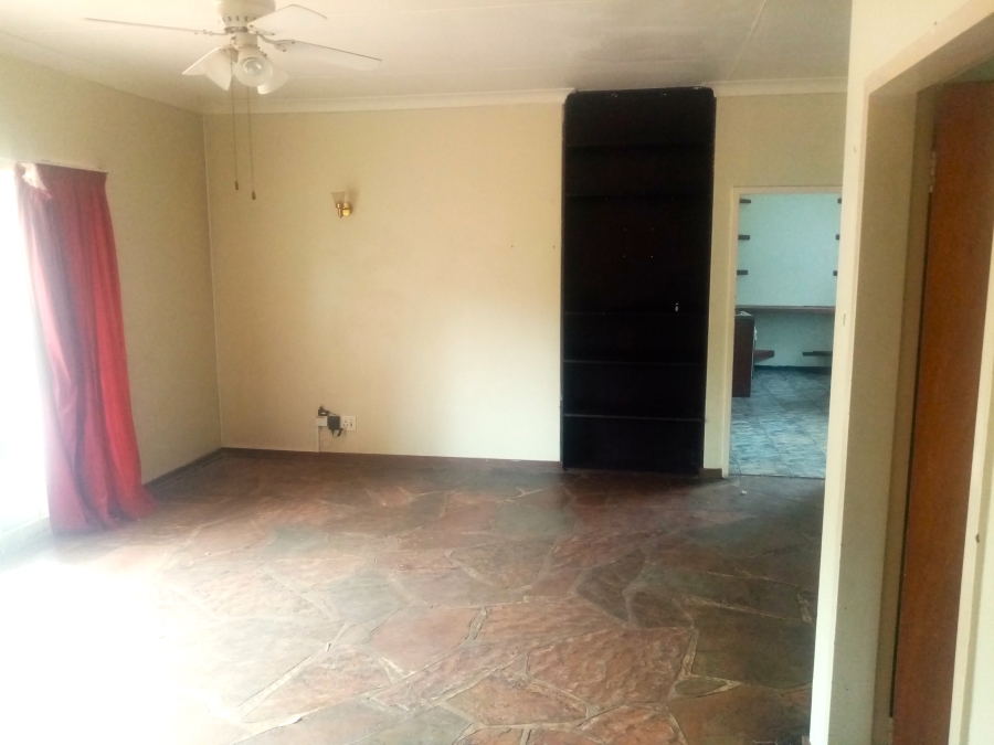 To Let 3 Bedroom Property for Rent in East Lynne Gauteng