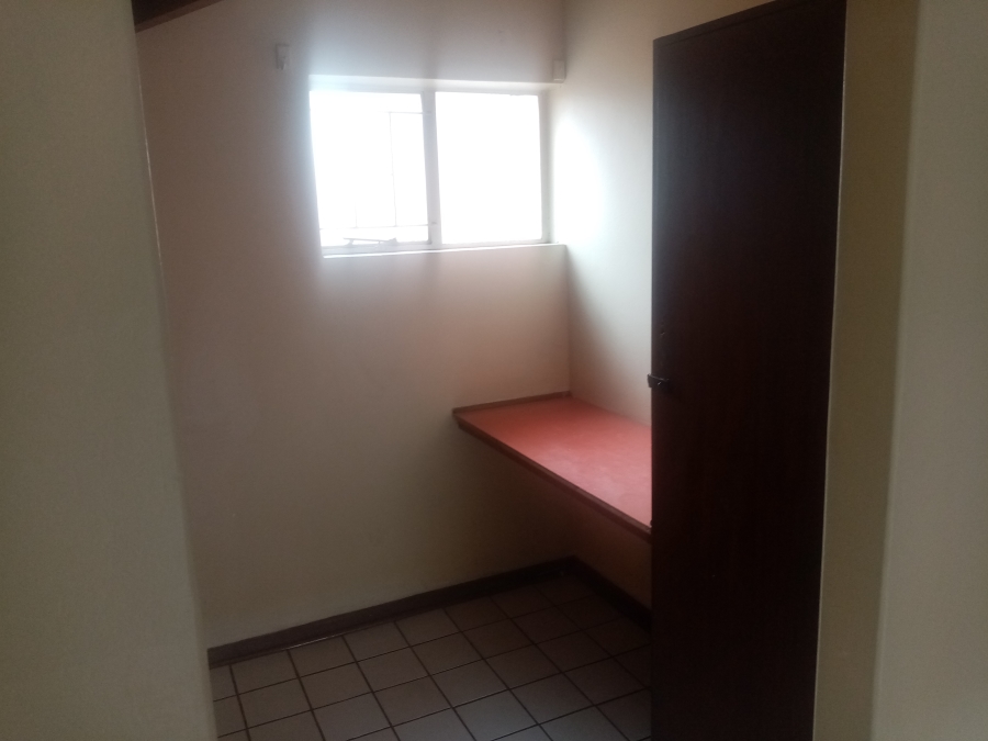 To Let 3 Bedroom Property for Rent in East Lynne Gauteng