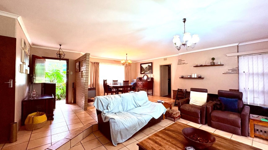 3 Bedroom Property for Sale in Selcourt Gauteng