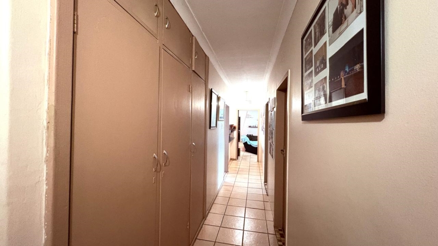 3 Bedroom Property for Sale in Selcourt Gauteng