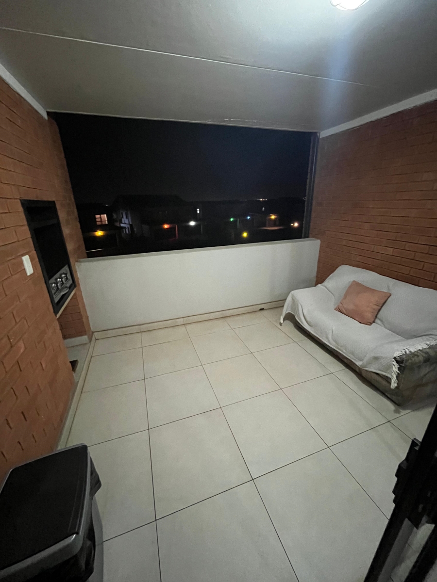 To Let 2 Bedroom Property for Rent in Louwlardia Gauteng