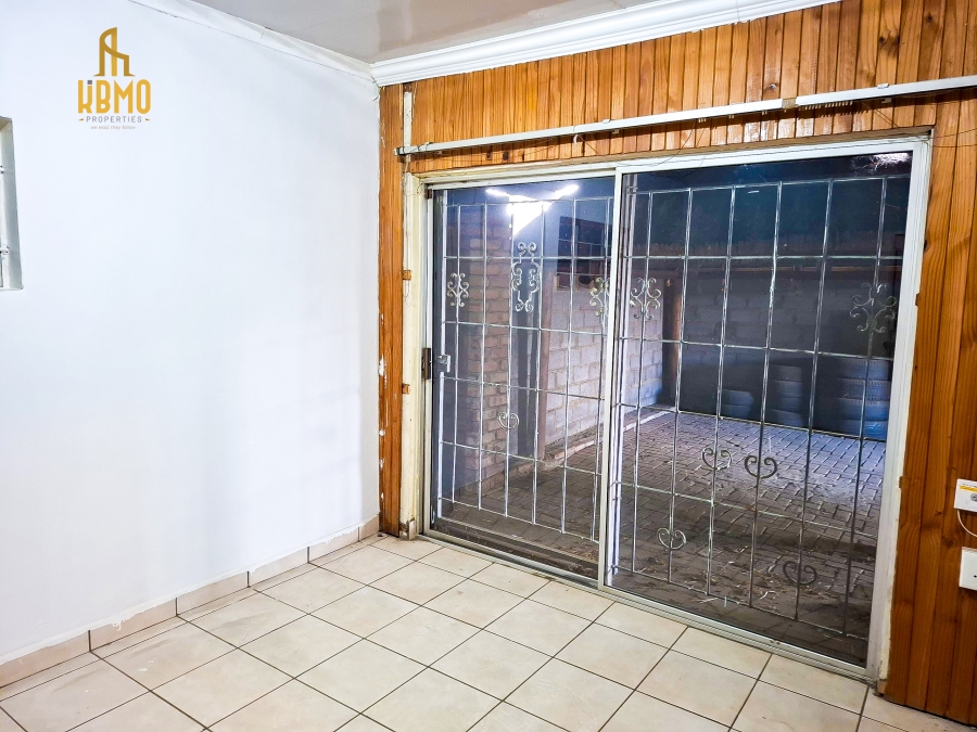 4 Bedroom Property for Sale in Booysens Gauteng