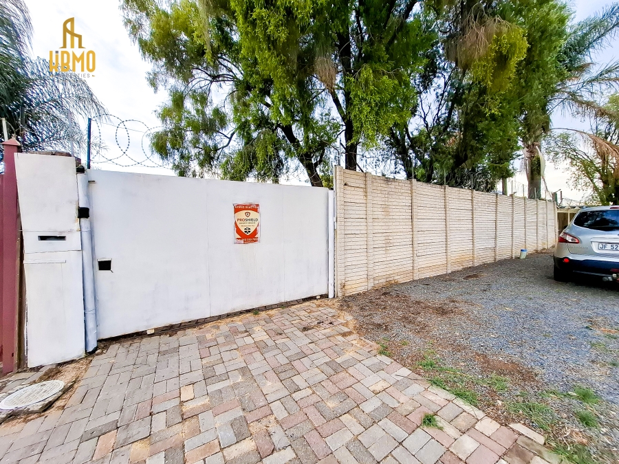 4 Bedroom Property for Sale in Booysens Gauteng