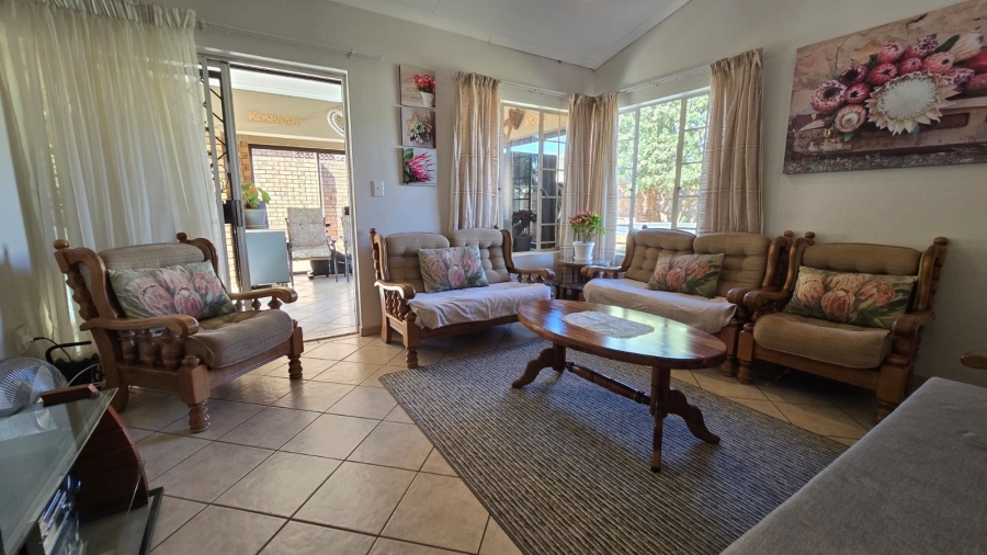 3 Bedroom Property for Sale in The Wilds Gauteng