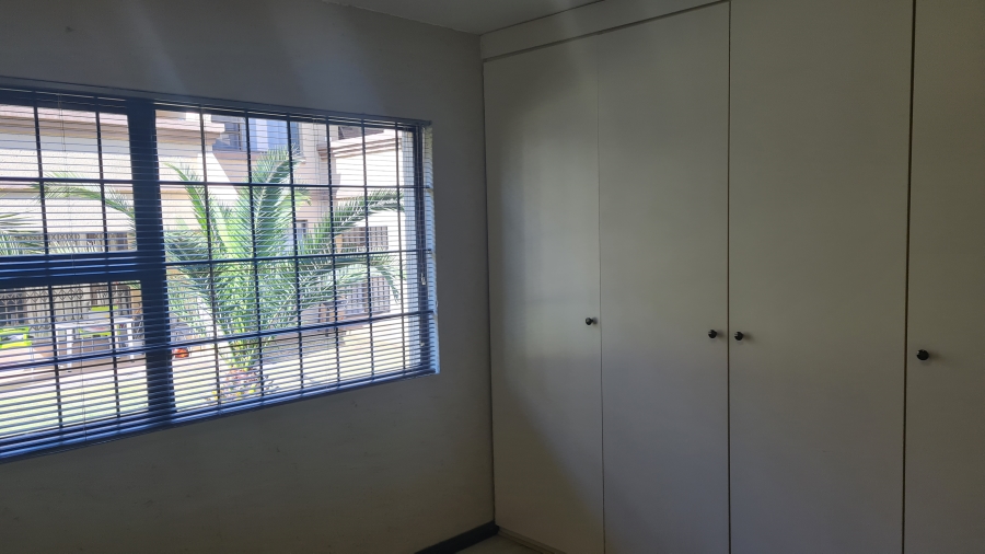 To Let 2 Bedroom Property for Rent in Sunninghill Gauteng