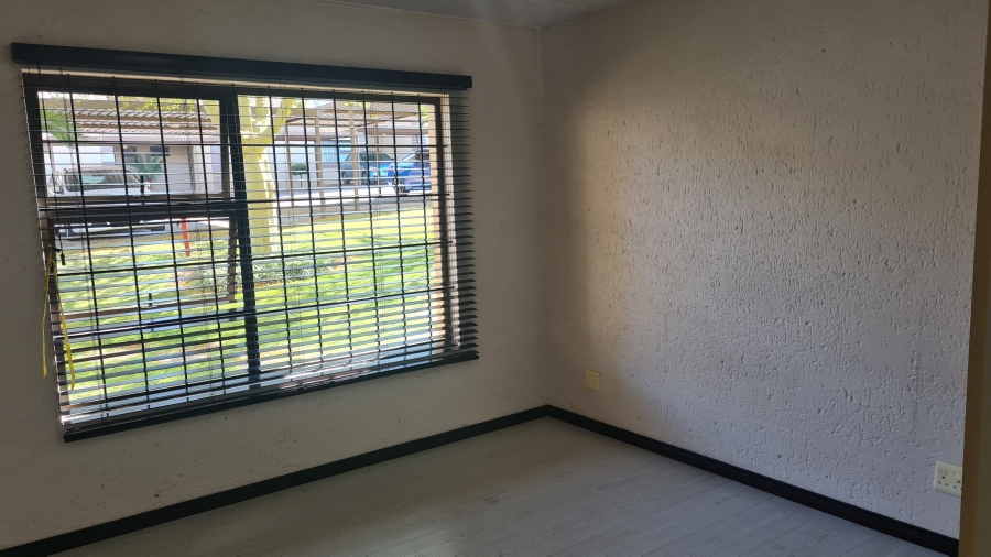 To Let 2 Bedroom Property for Rent in Sunninghill Gauteng