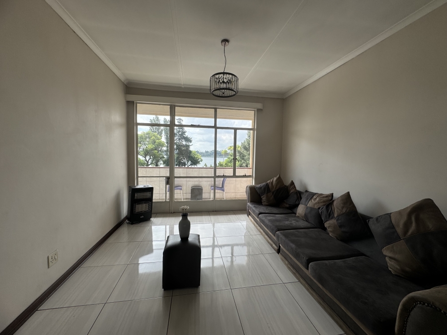 To Let 2 Bedroom Property for Rent in Denlee Gauteng