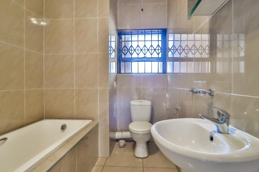 2 Bedroom Property for Sale in Brentwood Park Gauteng