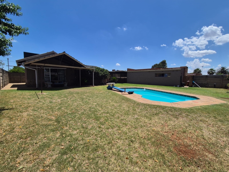 3 Bedroom Property for Sale in Duncanville Gauteng