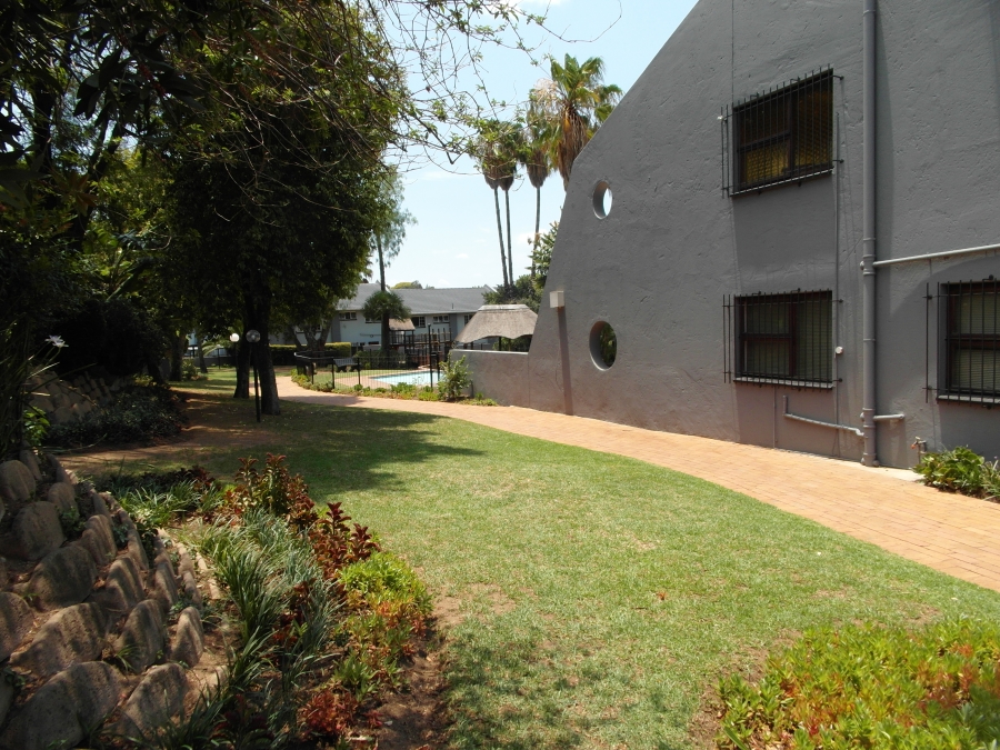 To Let 2 Bedroom Property for Rent in Northwold Gauteng