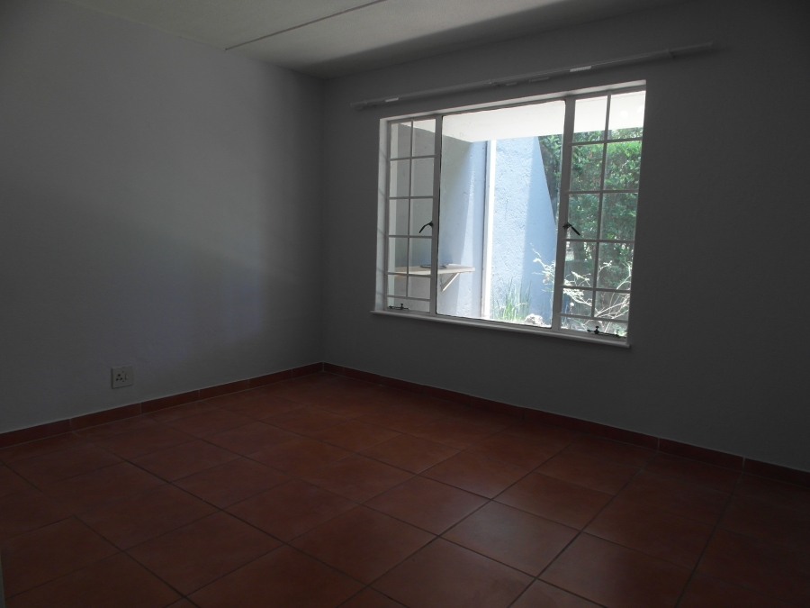 To Let 2 Bedroom Property for Rent in Northwold Gauteng