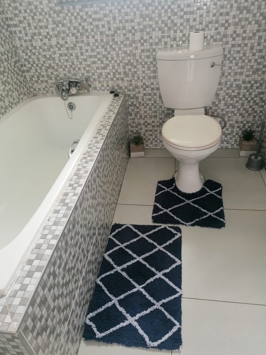 3 Bedroom Property for Sale in Willowbrook Gauteng