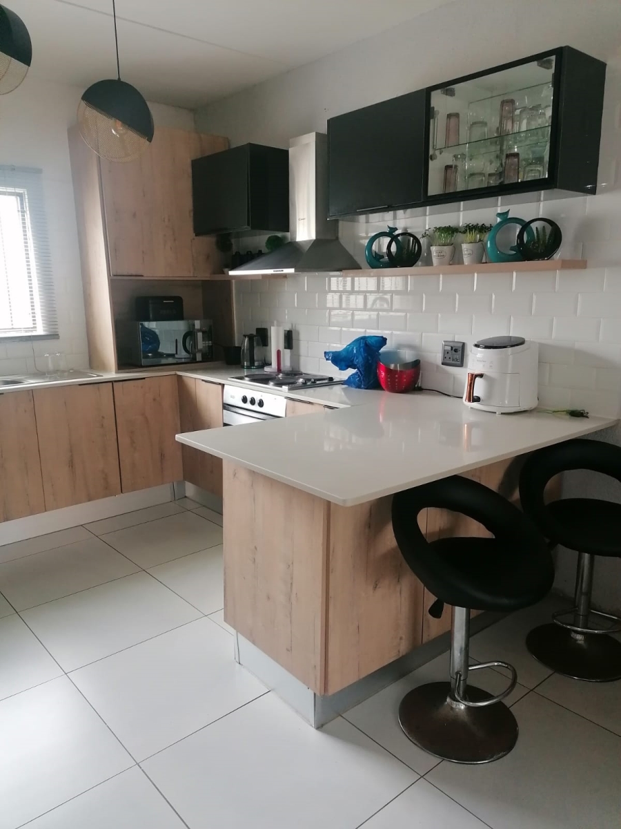 3 Bedroom Property for Sale in Willowbrook Gauteng