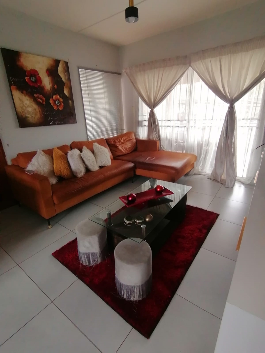 3 Bedroom Property for Sale in Willowbrook Gauteng