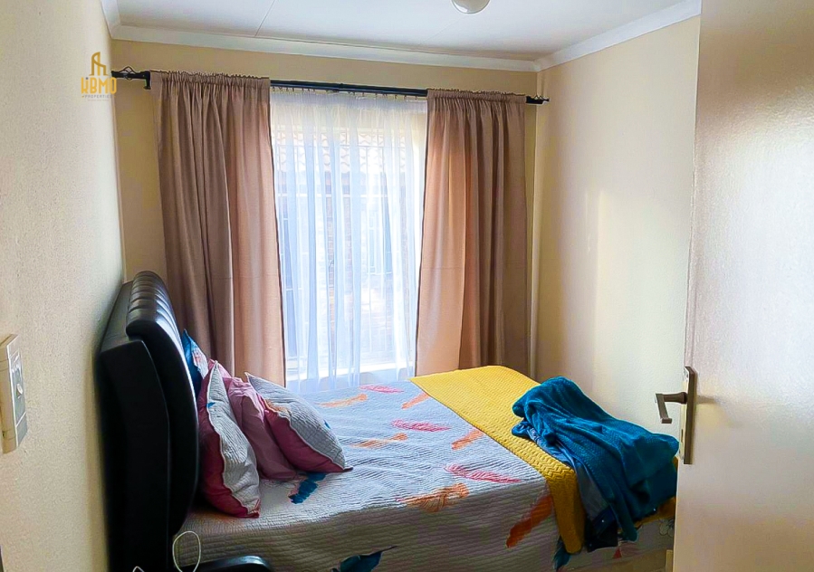 2 Bedroom Property for Sale in Olievenhoutbosch Gauteng