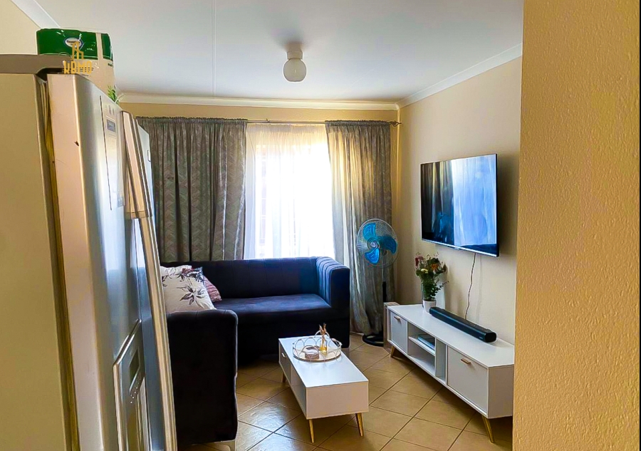 2 Bedroom Property for Sale in Olievenhoutbosch Gauteng