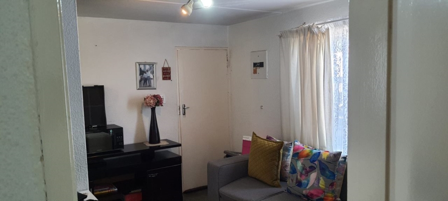 1 Bedroom Property for Sale in Eden Glen Gauteng