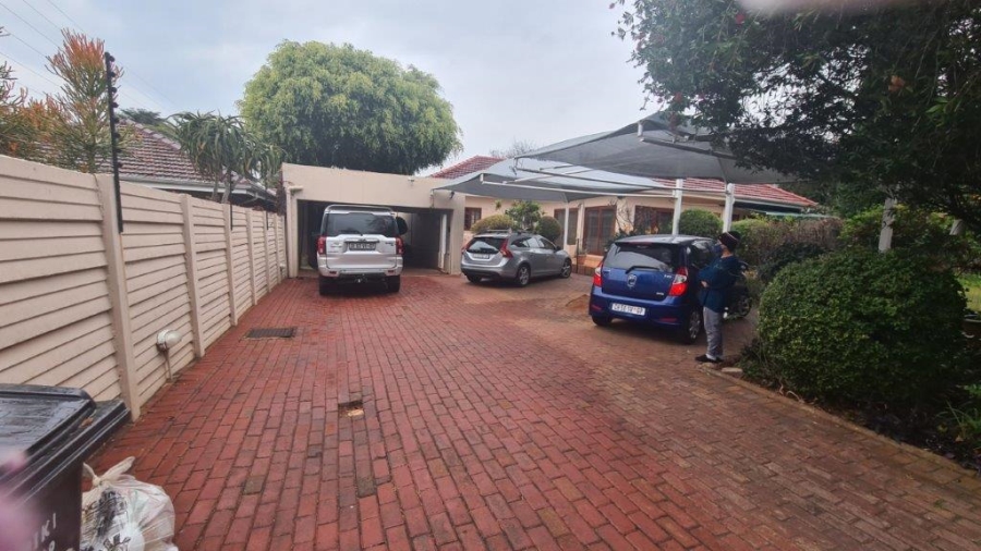 To Let 0 Bedroom Property for Rent in Greenside Gauteng