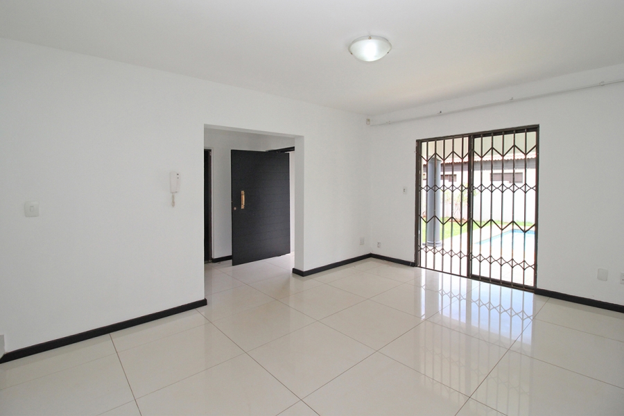 To Let 3 Bedroom Property for Rent in Willowbrook Gauteng