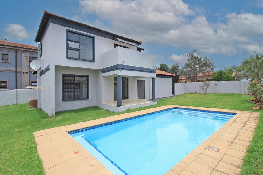 To Let 3 Bedroom Property for Rent in Willowbrook Gauteng