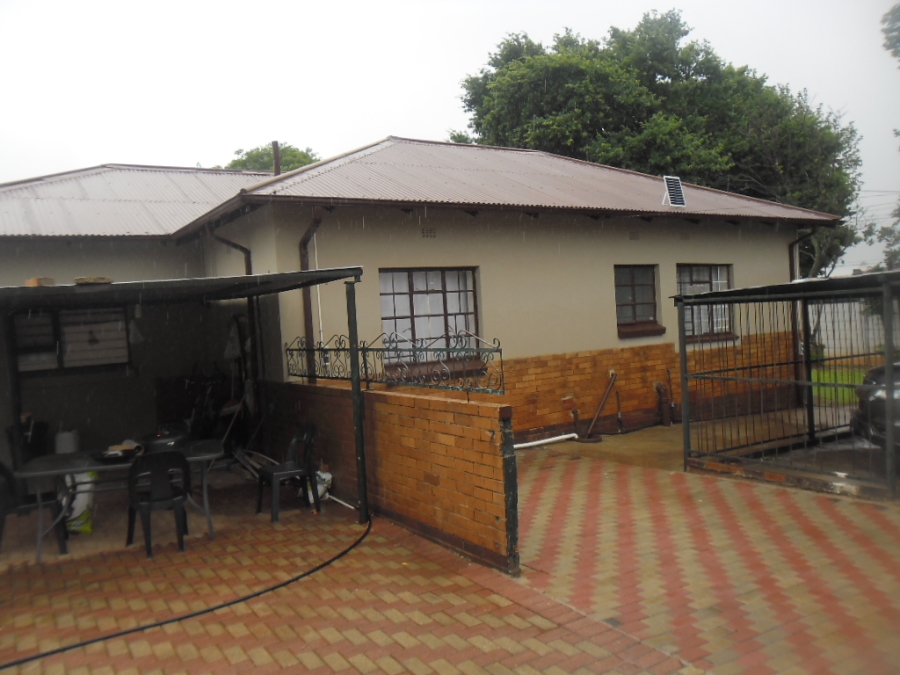 3 Bedroom Property for Sale in Witpoortjie Gauteng