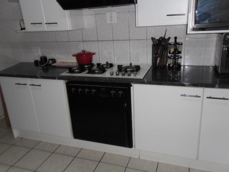 3 Bedroom Property for Sale in Witpoortjie Gauteng