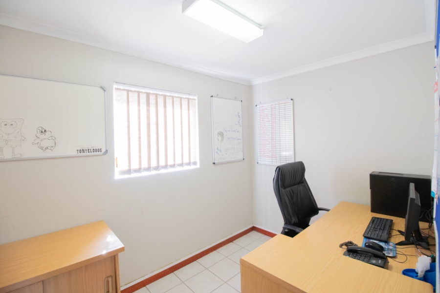 4 Bedroom Property for Sale in Northmead Gauteng