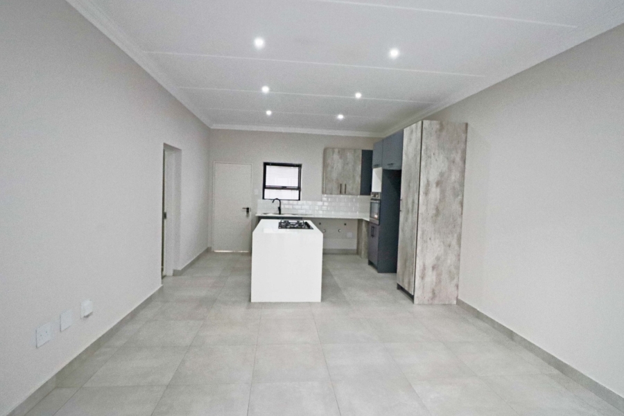 To Let 2 Bedroom Property for Rent in Bryanston Gauteng