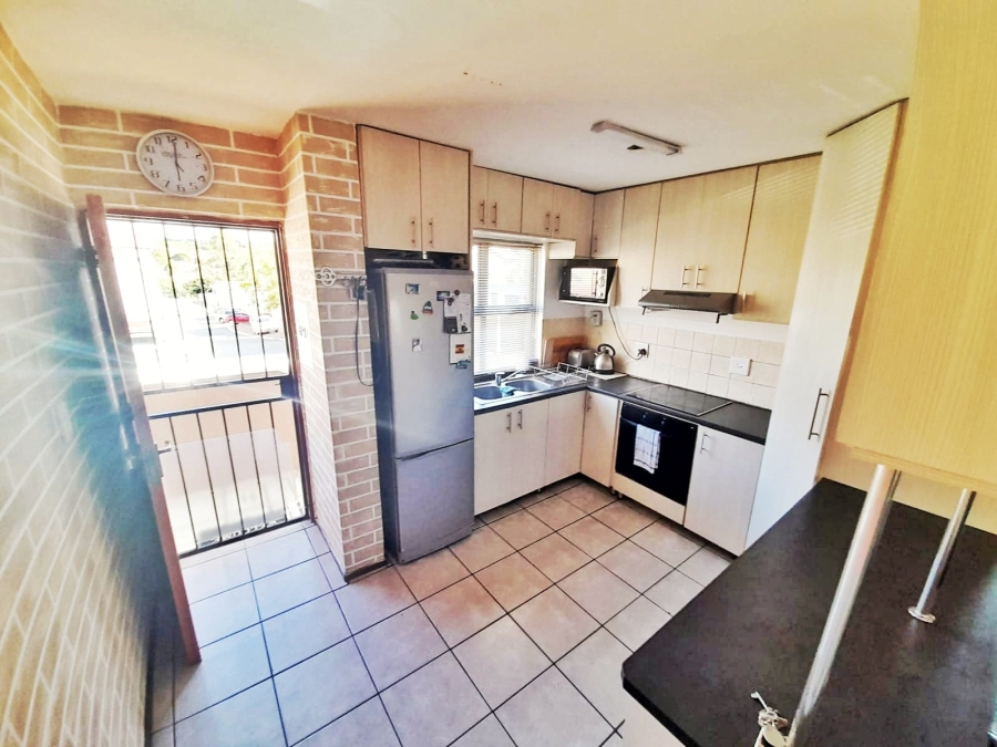 To Let 3 Bedroom Property for Rent in Noordhang Gauteng