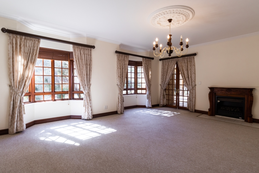 To Let 10 Bedroom Property for Rent in Cornwall Hill Gauteng