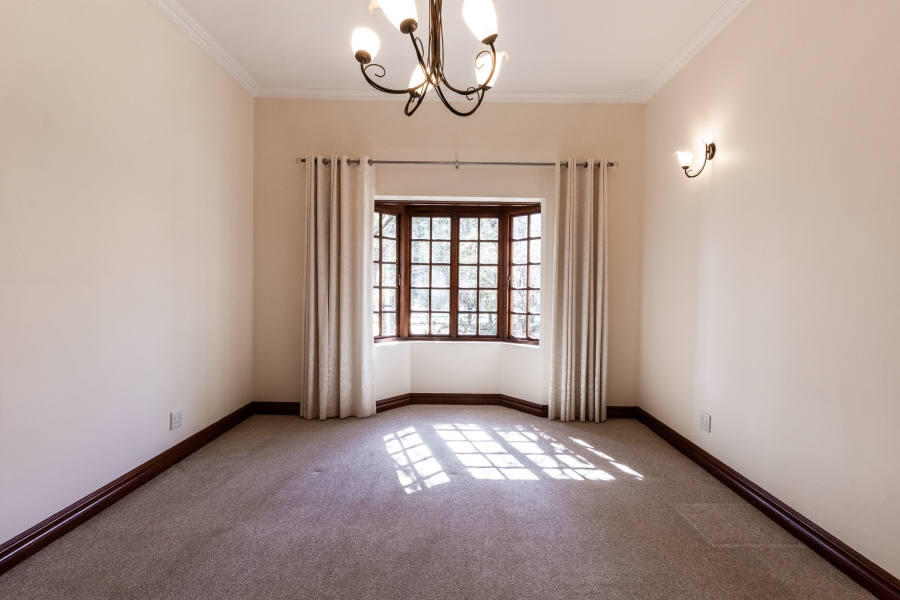 To Let 10 Bedroom Property for Rent in Cornwall Hill Gauteng