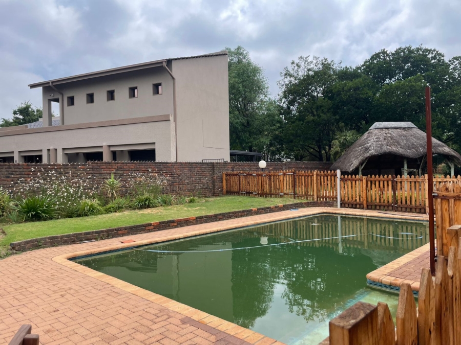 To Let 4 Bedroom Property for Rent in Three Rivers East Gauteng