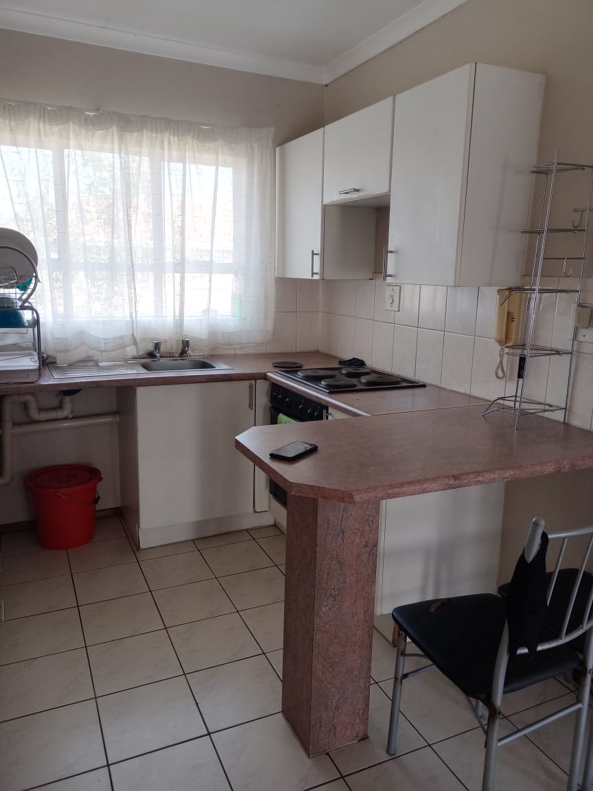 2 Bedroom Property for Sale in Three Rivers Proper Gauteng