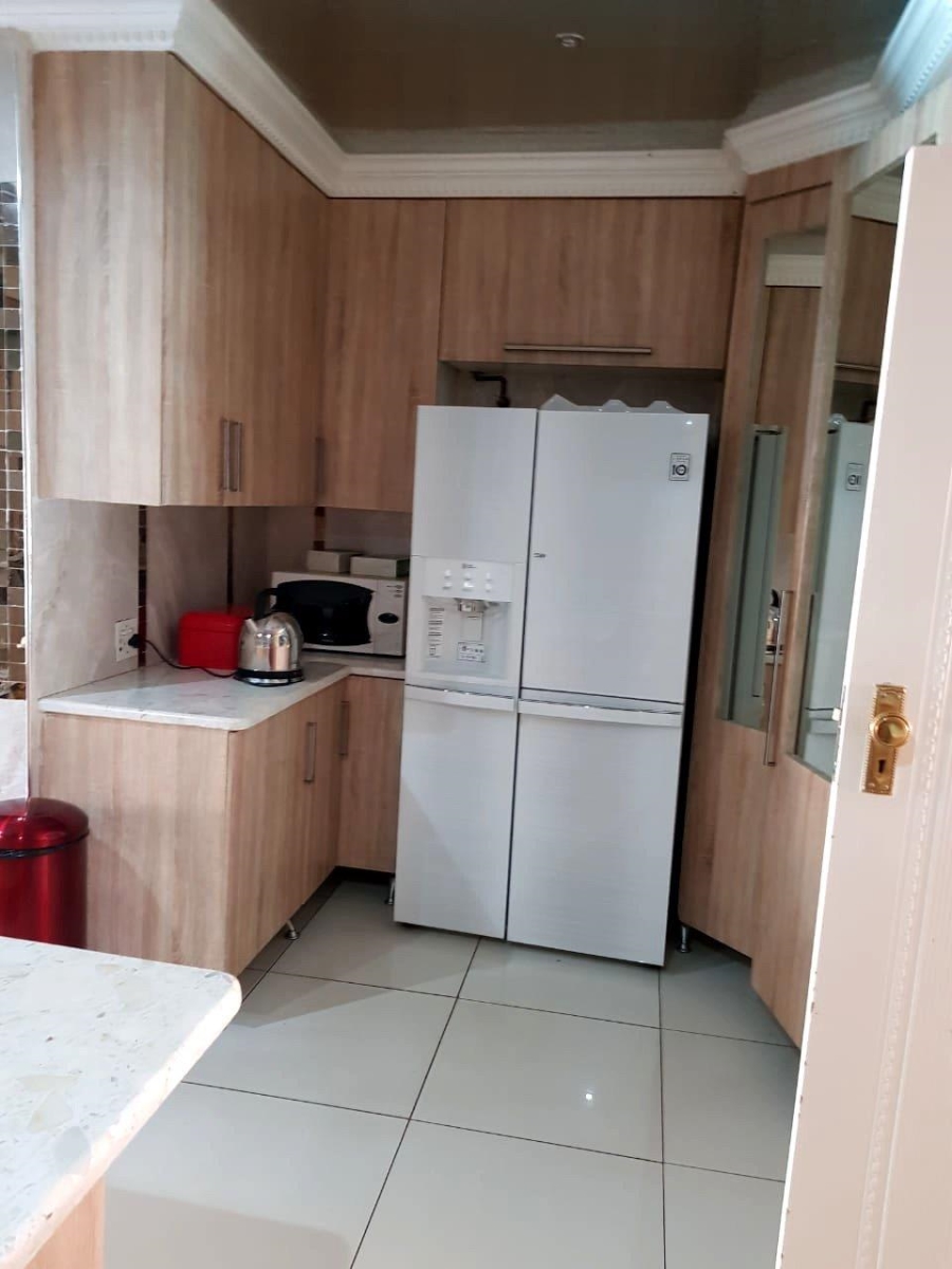 4 Bedroom Property for Sale in Three Rivers East Gauteng