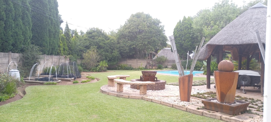 4 Bedroom Property for Sale in Three Rivers East Gauteng