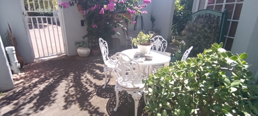 3 Bedroom Property for Sale in Three Rivers Proper Gauteng