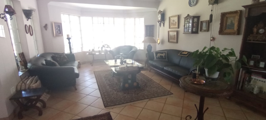 3 Bedroom Property for Sale in Three Rivers Proper Gauteng