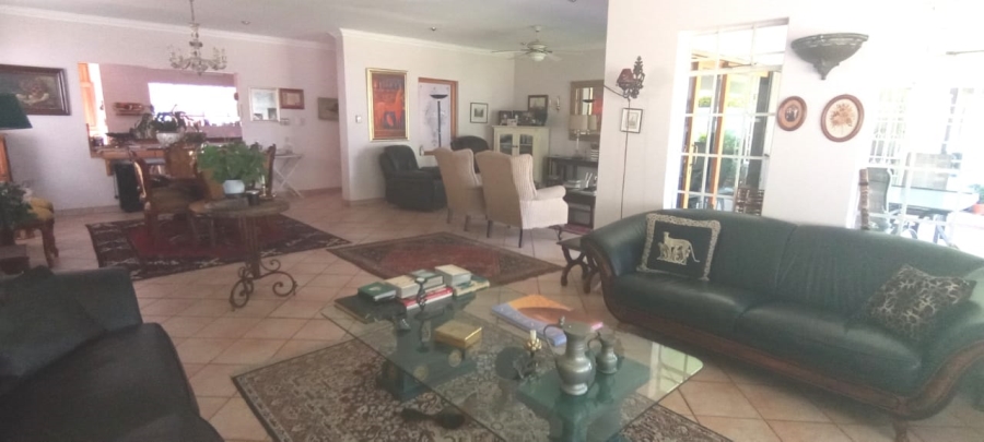 3 Bedroom Property for Sale in Three Rivers Proper Gauteng