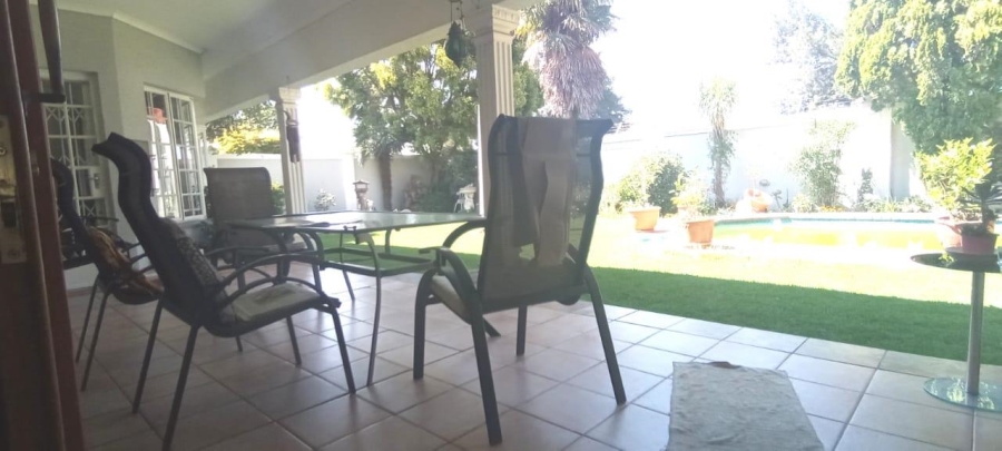 3 Bedroom Property for Sale in Three Rivers Proper Gauteng