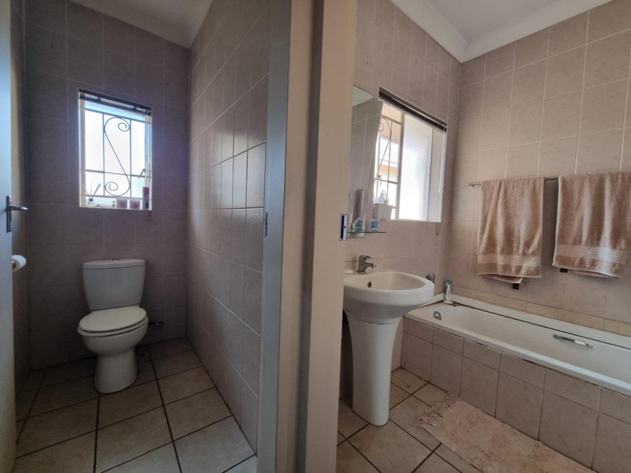 3 Bedroom Property for Sale in Risiville Gauteng