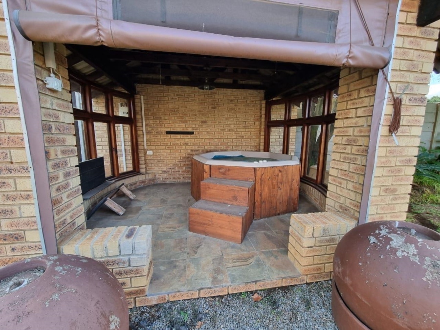 3 Bedroom Property for Sale in Risiville Gauteng