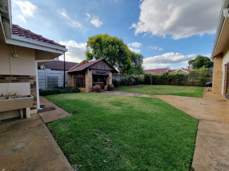 3 Bedroom Property for Sale in Risiville Gauteng